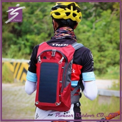 China Supplier Battery Power Panel Solar Backpack for Laptop and Phone